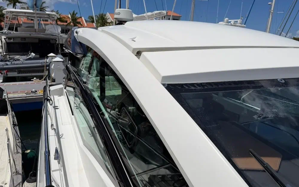 slider 28 Beneteau Gran Turismo 46