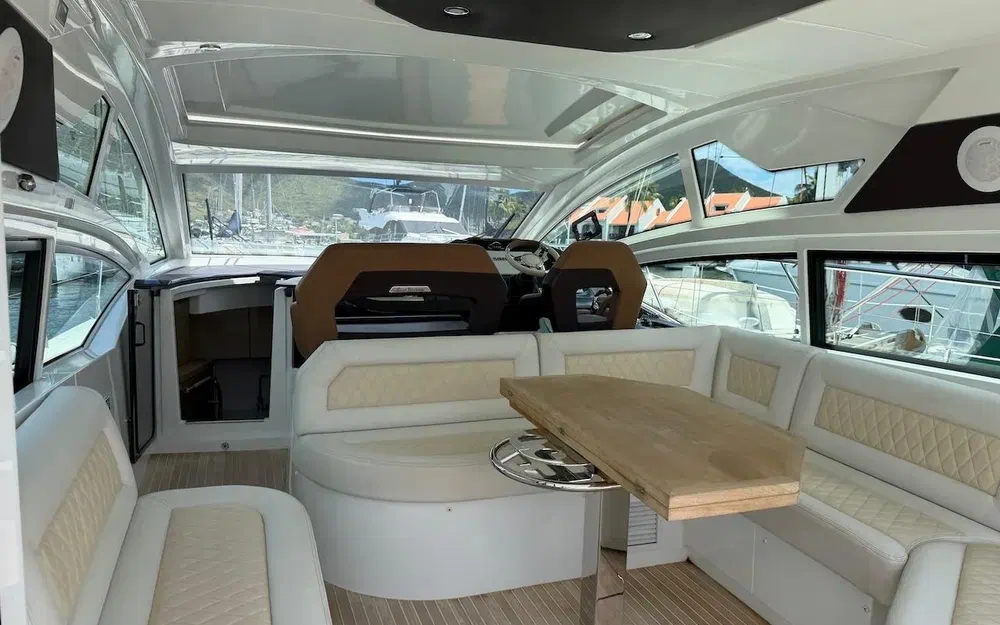 slider 34 Beneteau Gran Turismo 46