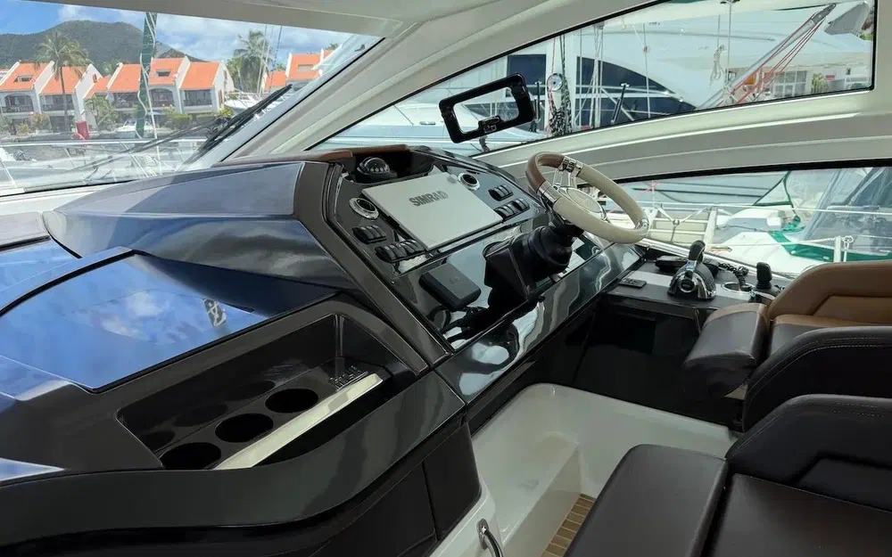 slider 41 Beneteau Gran Turismo 46