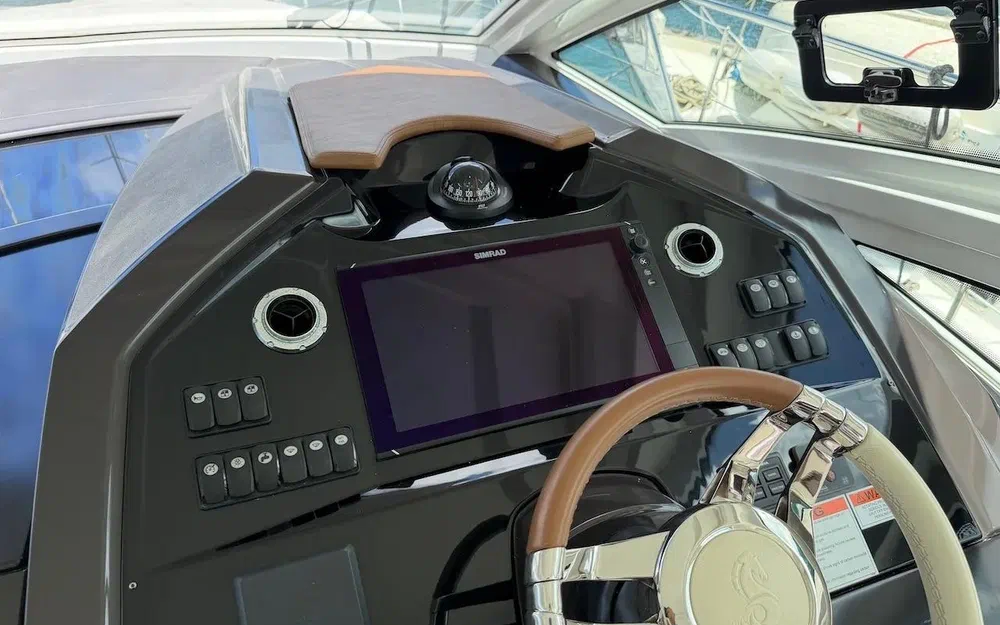 slider 43 Beneteau Gran Turismo 46