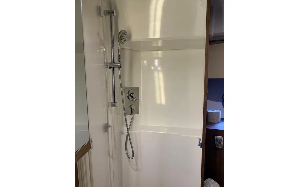 slider 64 Beneteau Gran Turismo 46