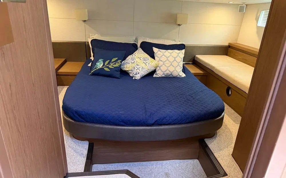slider 68 Beneteau Gran Turismo 46