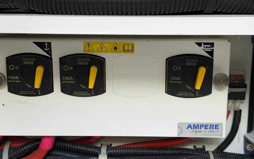 slider 86 Beneteau Gran Turismo 46