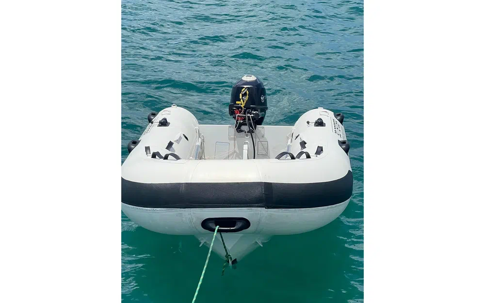 slider 43 Fountaine Pajot Astrea 42