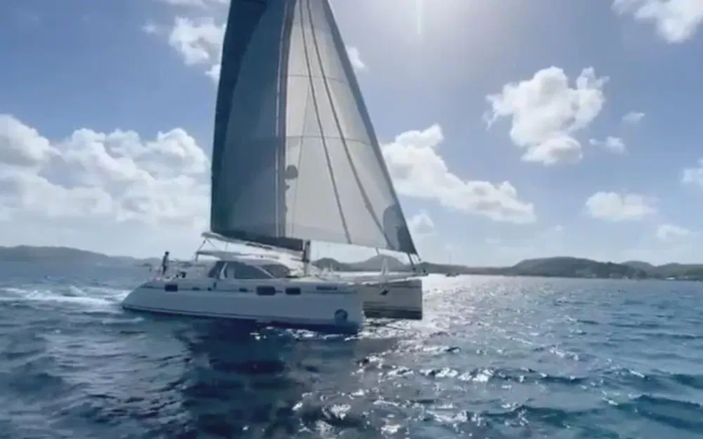 slider 1 Catana 582