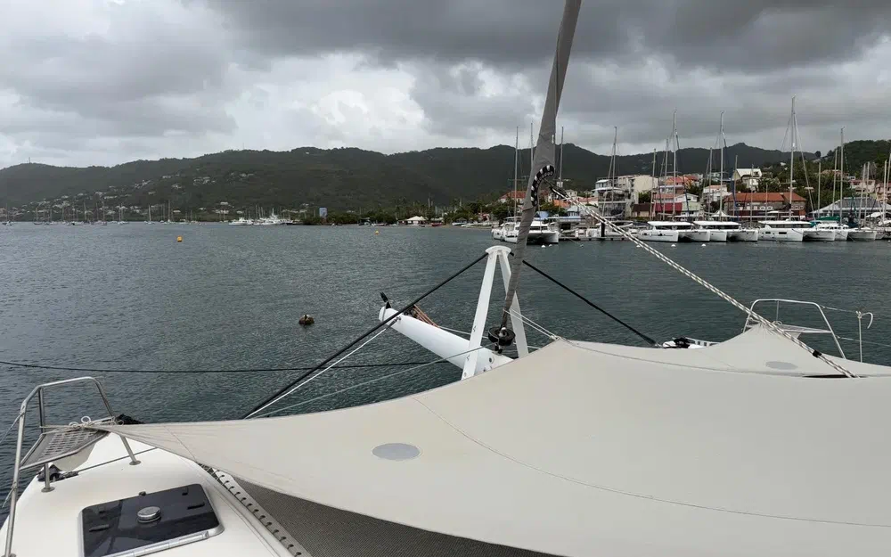slider 6 Catana 582