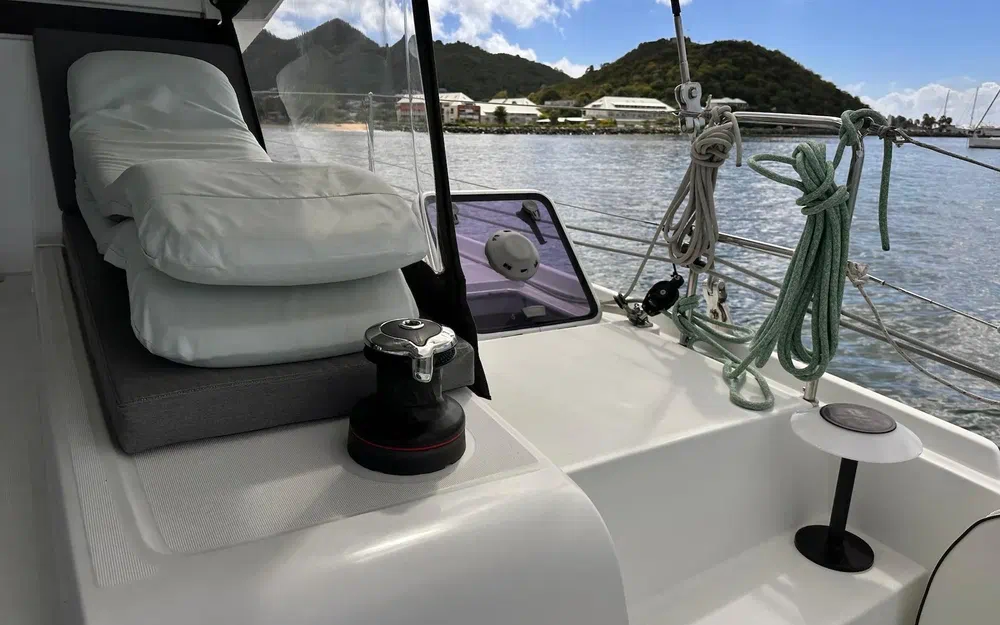 slider 11 Lagoon 42