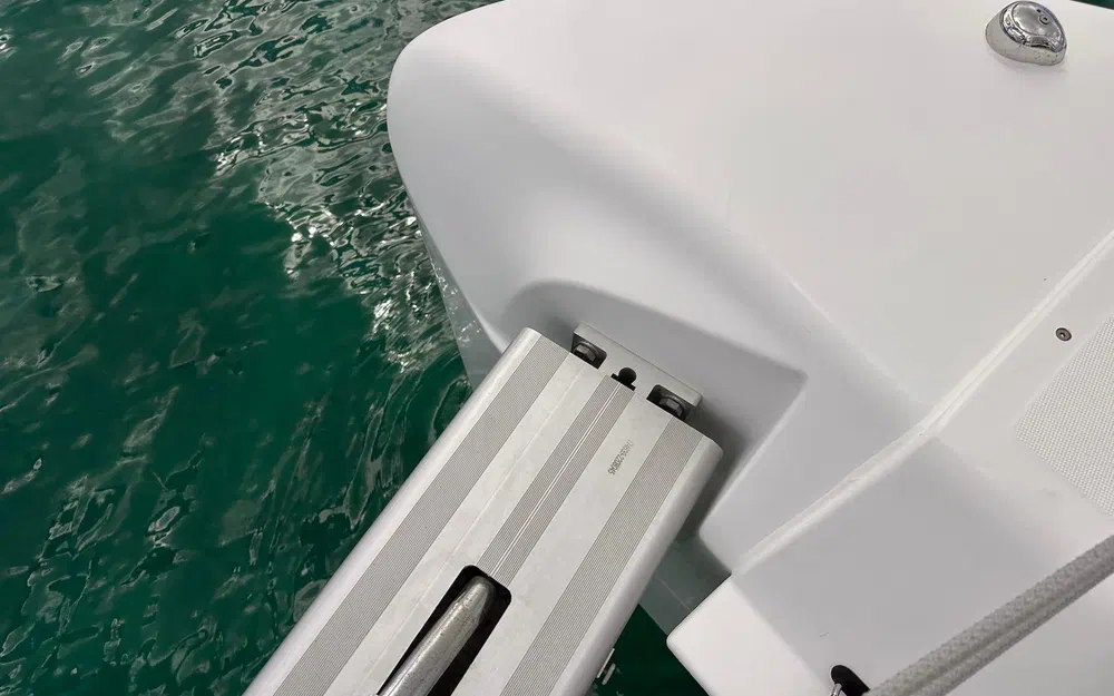 slider 27 Lagoon 42