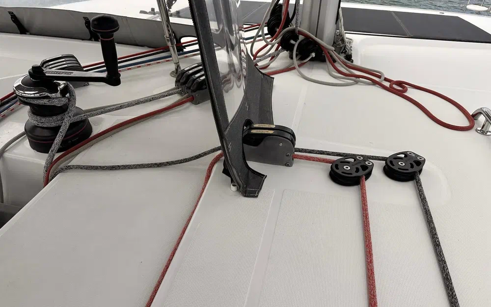slider 60 Lagoon 42
