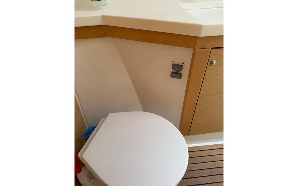 slider 132 Lagoon 450 Sport Top