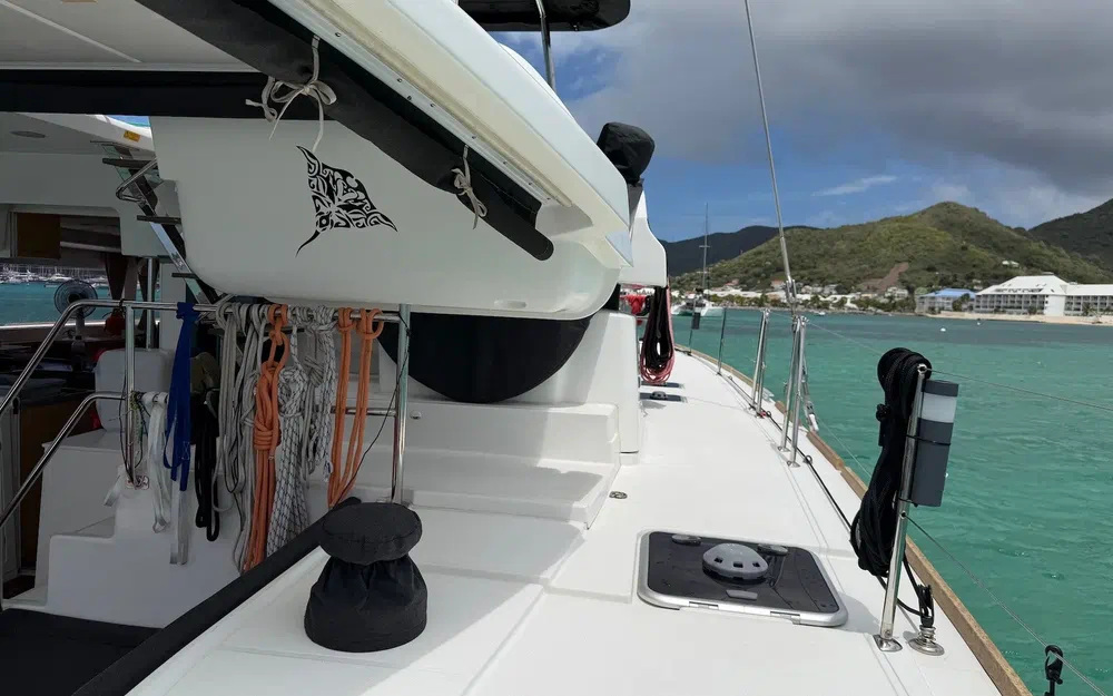 slider 13 Lagoon 450 Sport Top