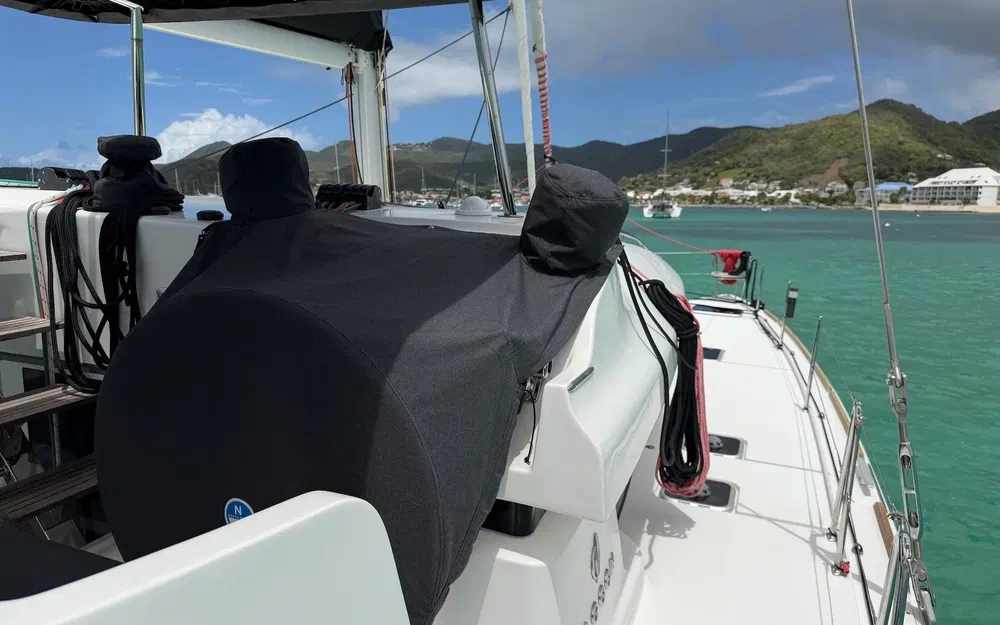 slider 14 Lagoon 450 Sport Top