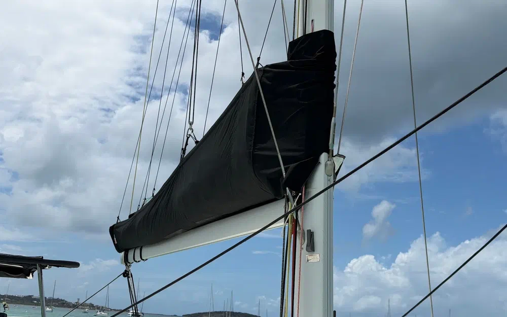 slider 25 Lagoon 450 Sport Top