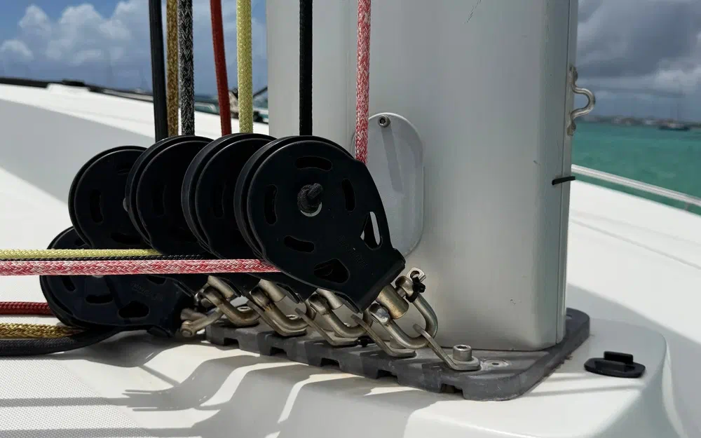 slider 29 Lagoon 450 Sport Top