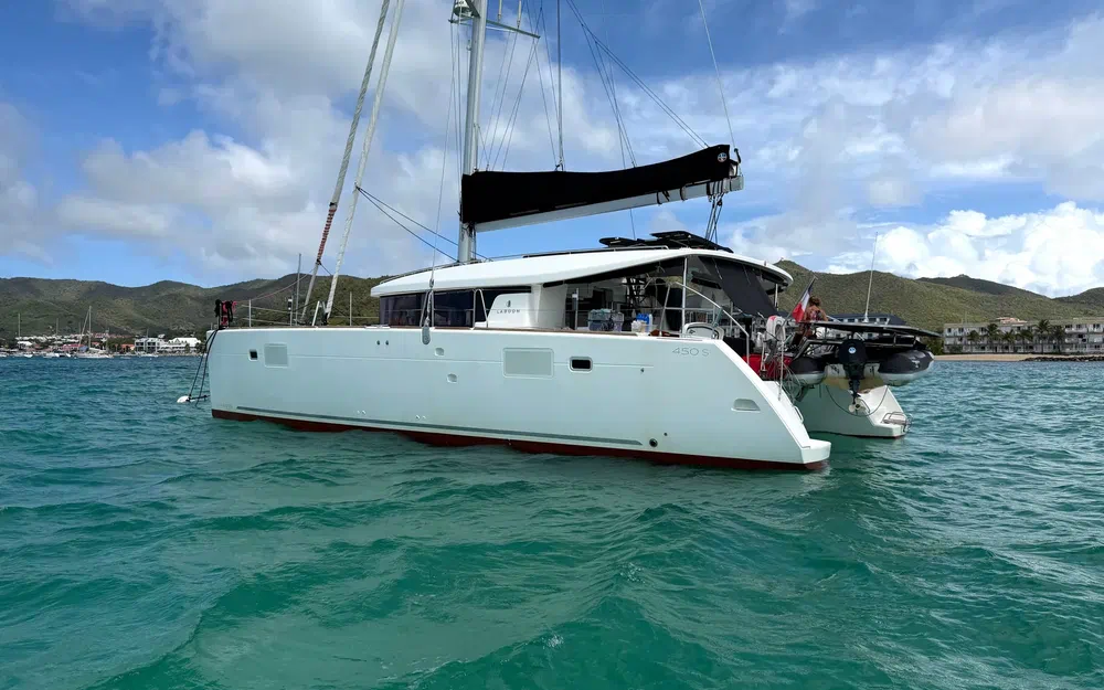 slider 4 Lagoon 450 Sport Top