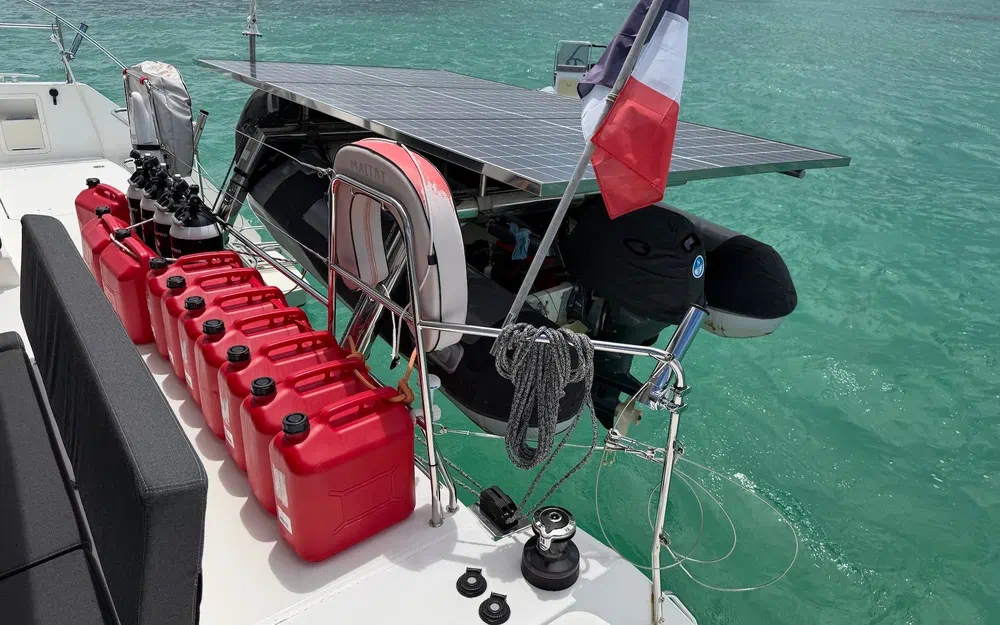 slider 63 Lagoon 450 Sport Top