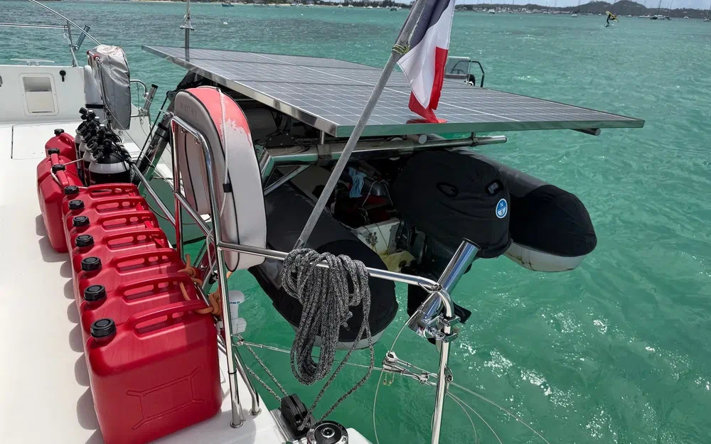 slider 64 Lagoon 450 Sport Top