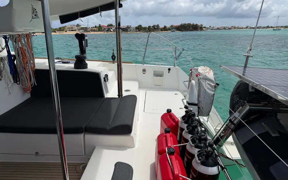 slider 66 Lagoon 450 Sport Top