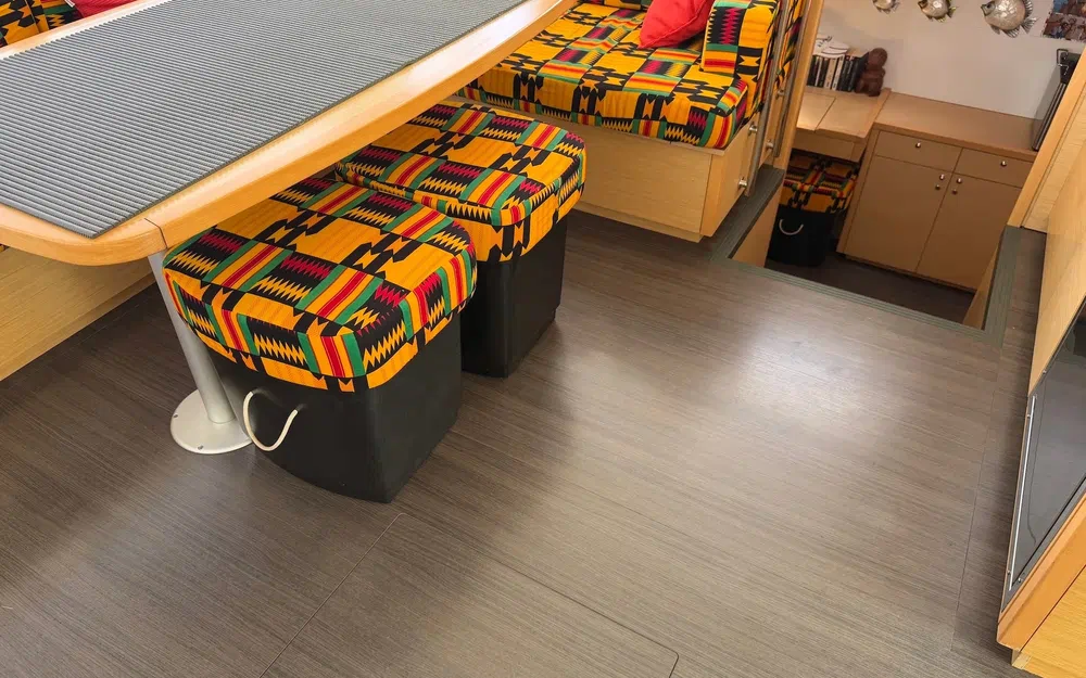 slider 95 Lagoon 450 Sport Top