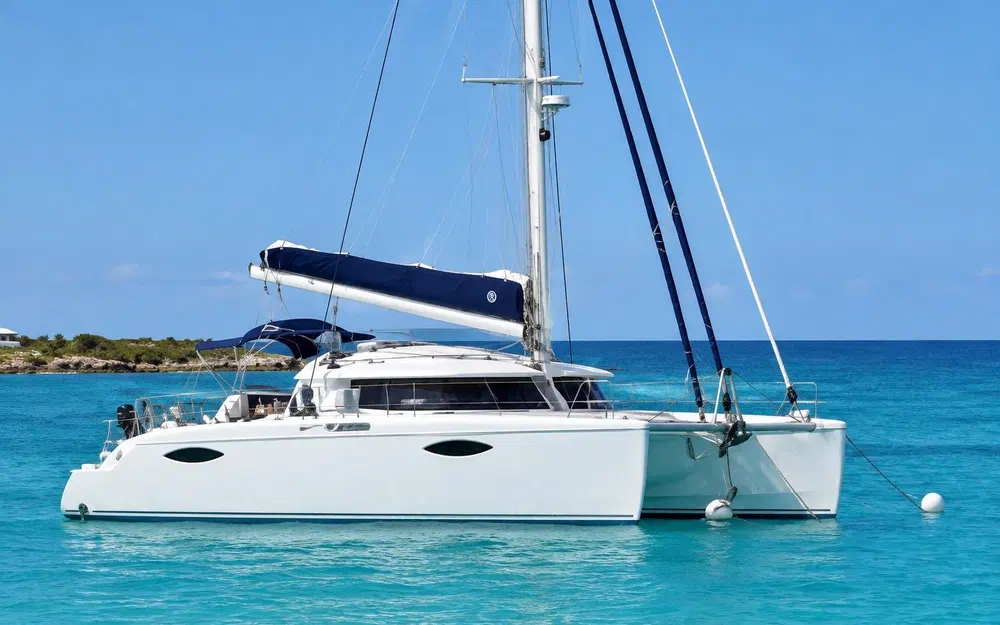 slider 1 Fountaine Pajot Orana 44