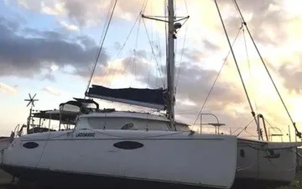slider 2 Fountaine Pajot Orana 44