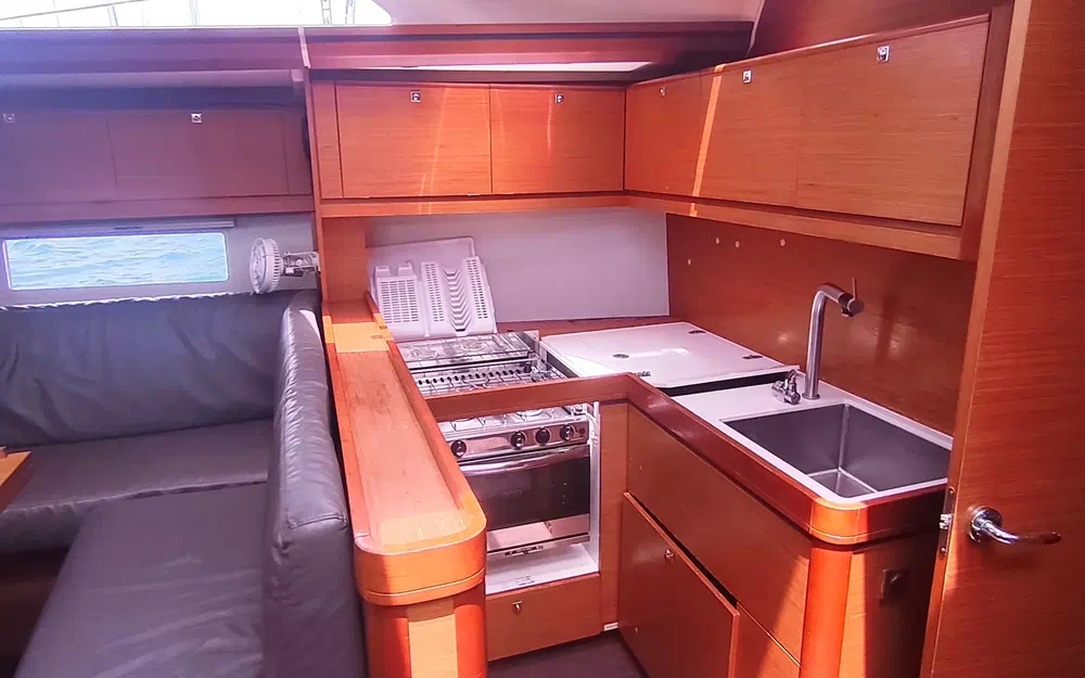 slider 17 Dufour 520 Grand Large