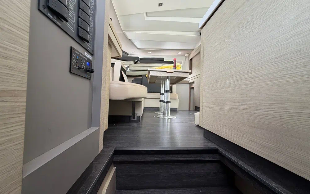 slider 43 Fountaine Pajot Astrea 42