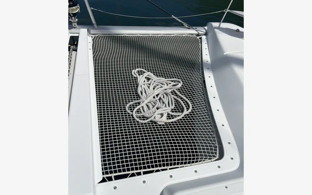 slider 12 Lagoon 46