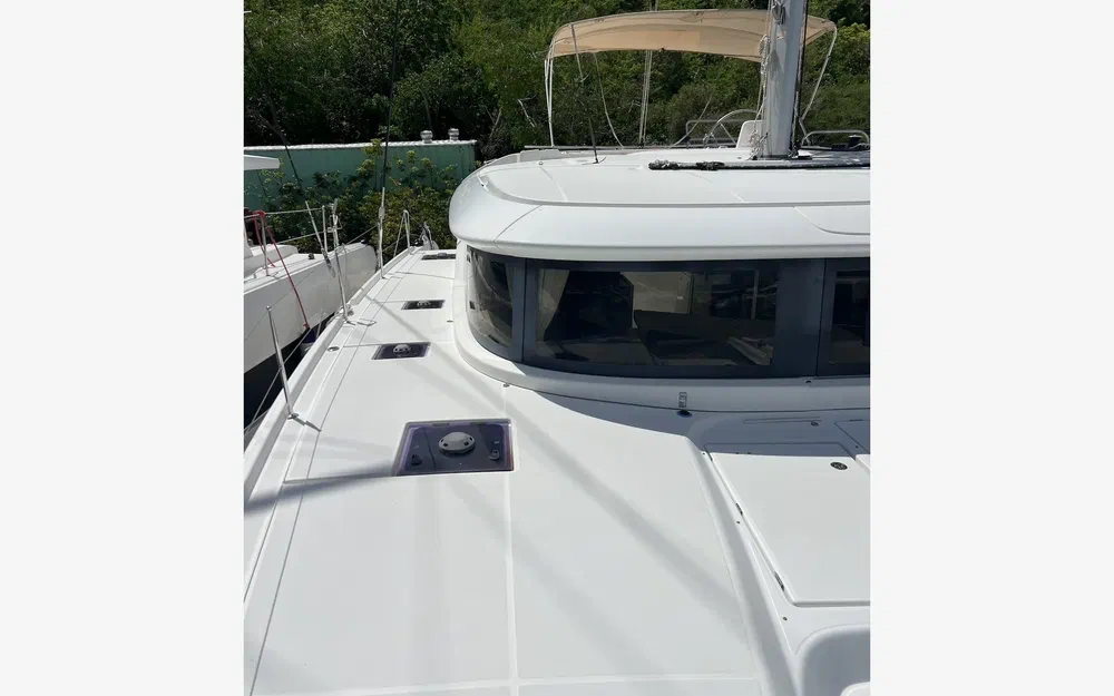 slider 15 Lagoon 46