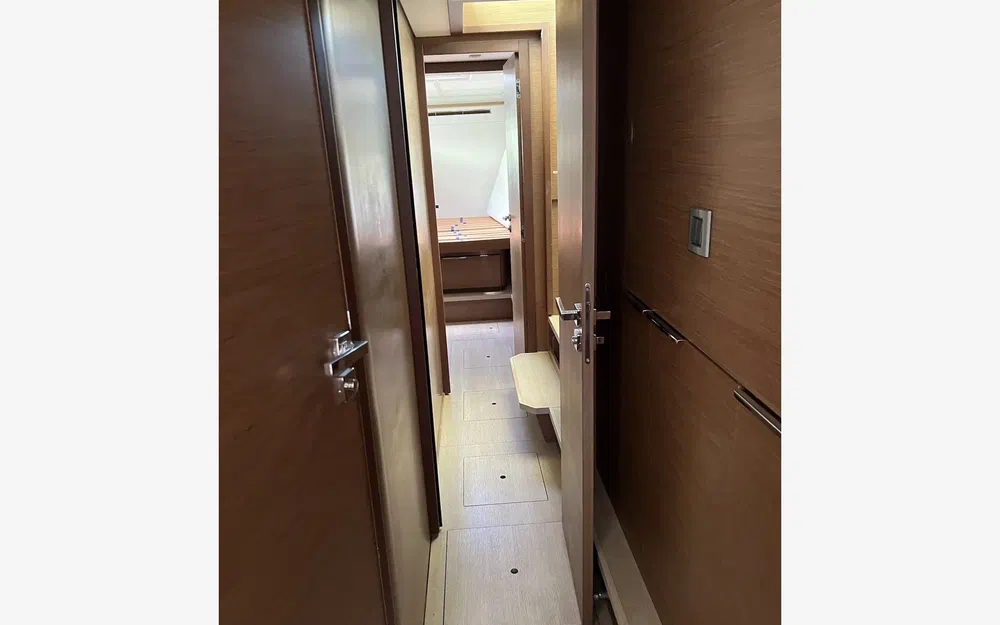 slider 36 Lagoon 46