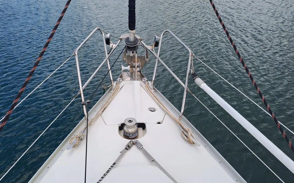 slider 1 Jeanneau Sun Odyssey 37