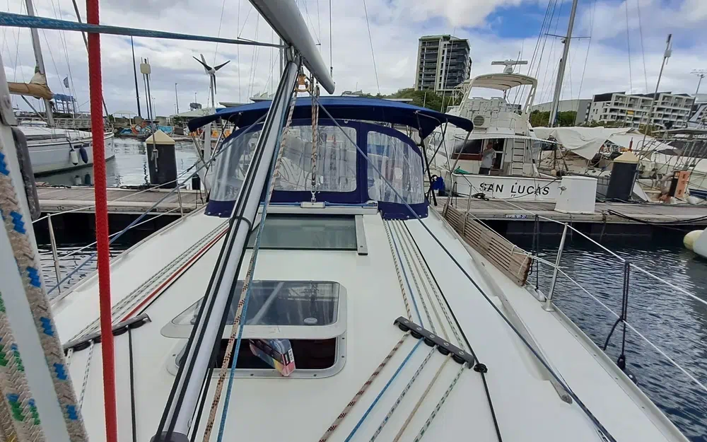 slider 5 Jeanneau Sun Odyssey 37
