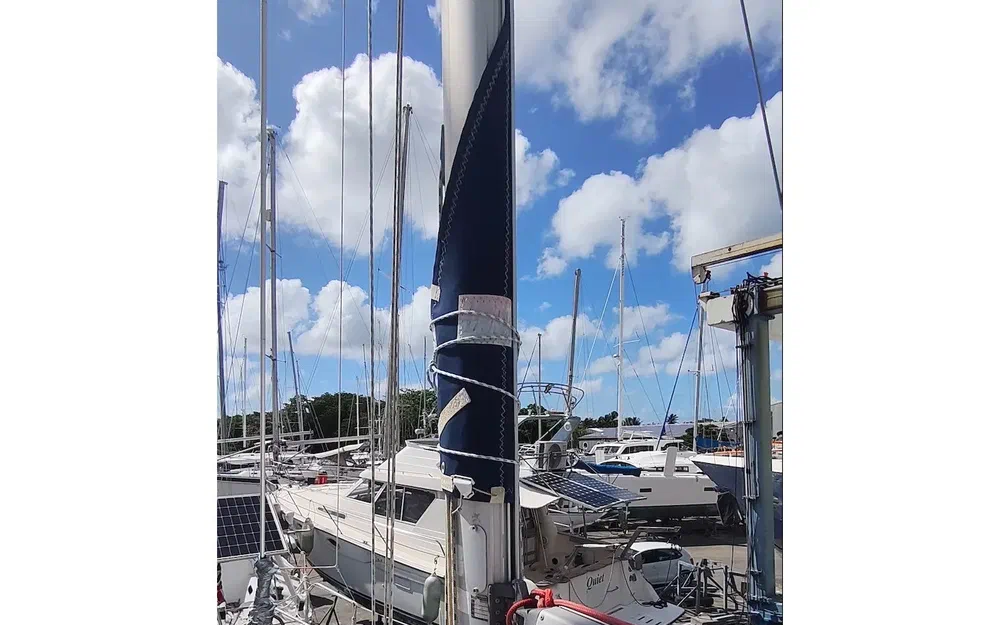 slider 7 Jeanneau Sun Odyssey 37