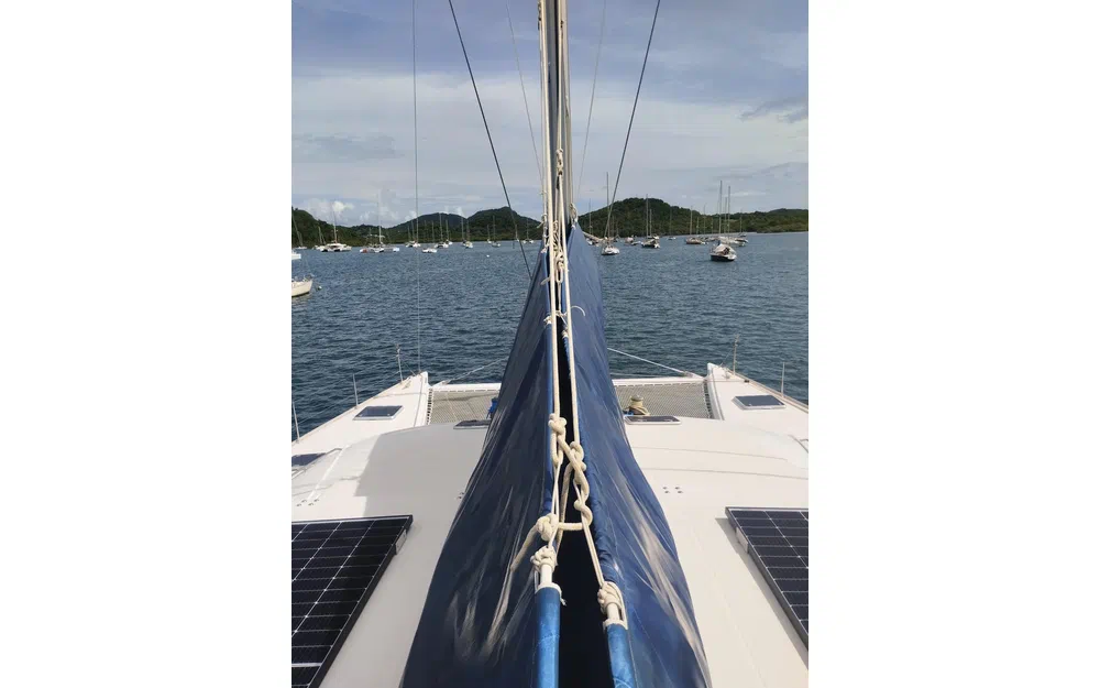 slider 15 Lagoon 570