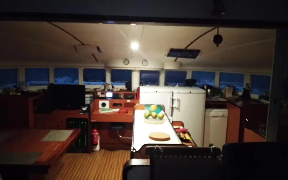 slider 25 Lagoon 570