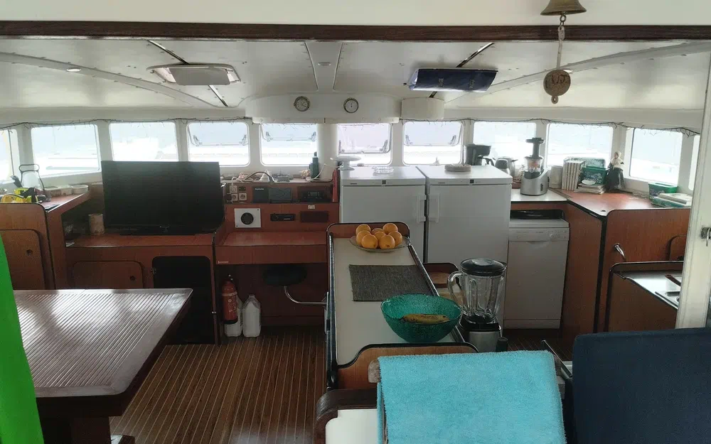 slider 26 Lagoon 570