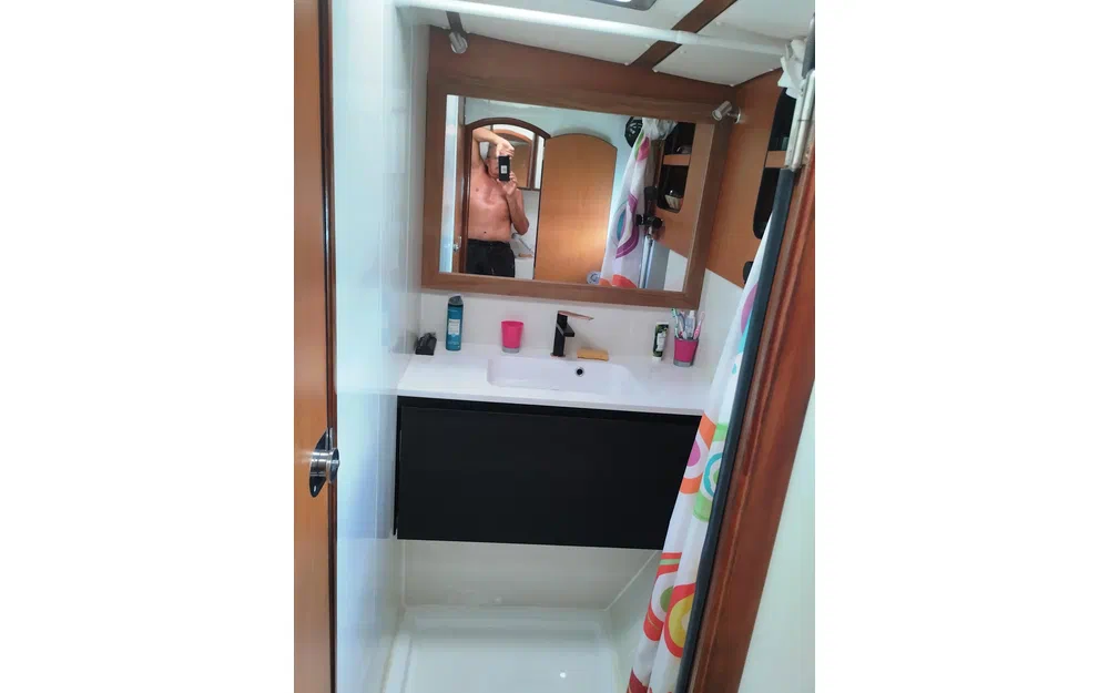 slider 49 Lagoon 570