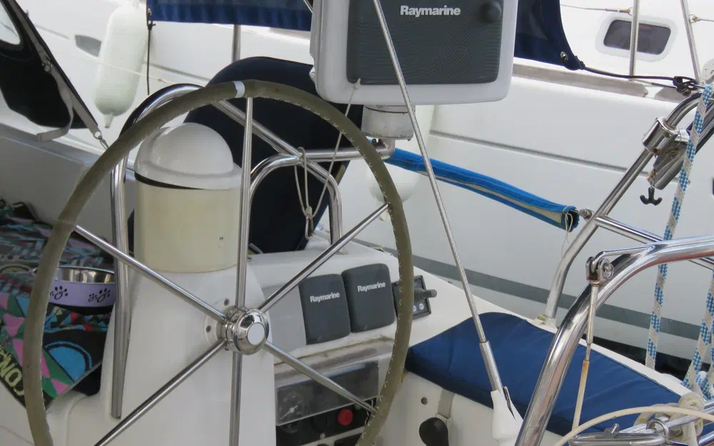 slider 9 Jeanneau Sun Odyssey 40