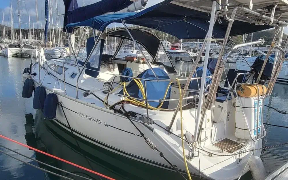 slider 15 Jeanneau Sun Odyssey 40