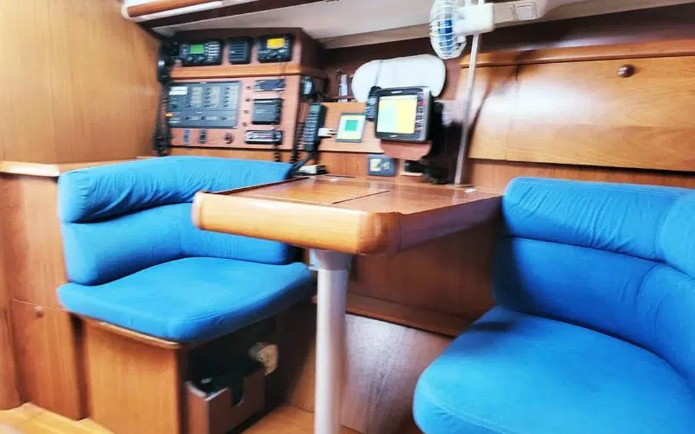 slider 19 Jeanneau Sun Odyssey 40