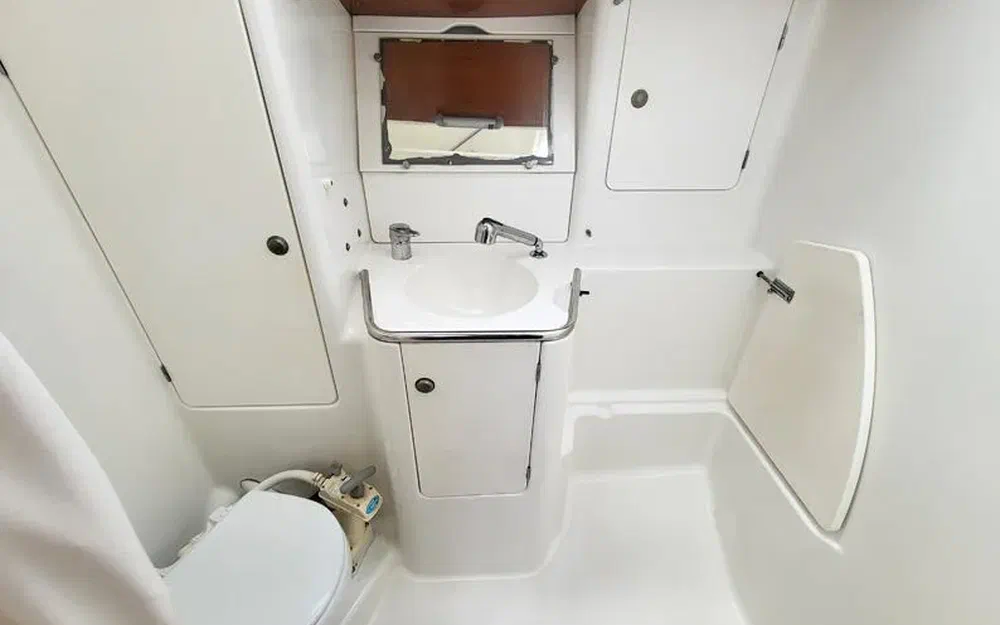 slider 22 Jeanneau Sun Odyssey 40