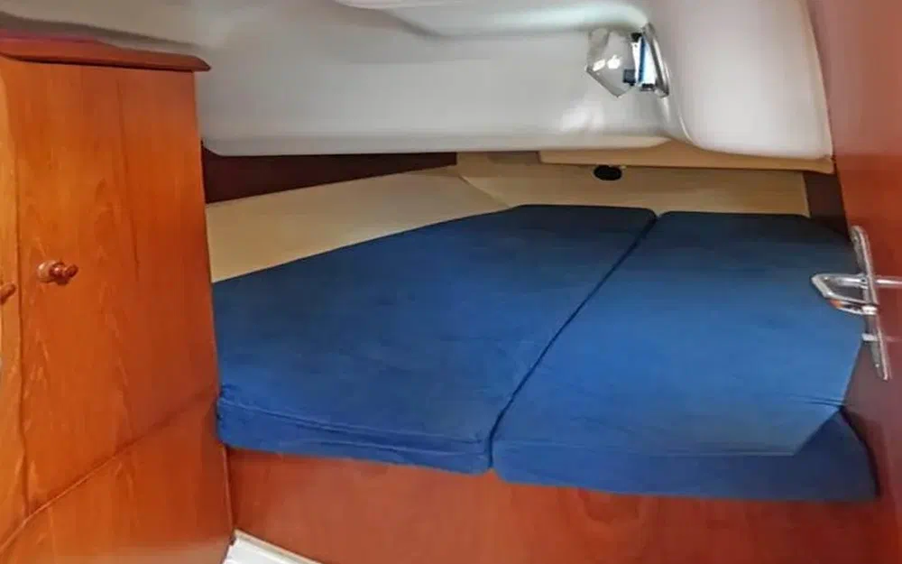 slider 23 Jeanneau Sun Odyssey 40
