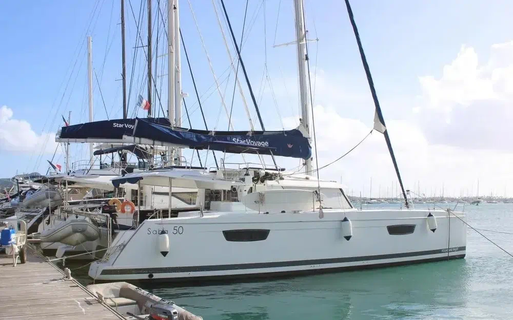 slider 0 Fountaine Pajot Saba 50