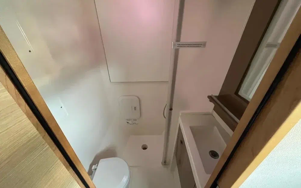 slider 33 Fountaine Pajot Saba 50