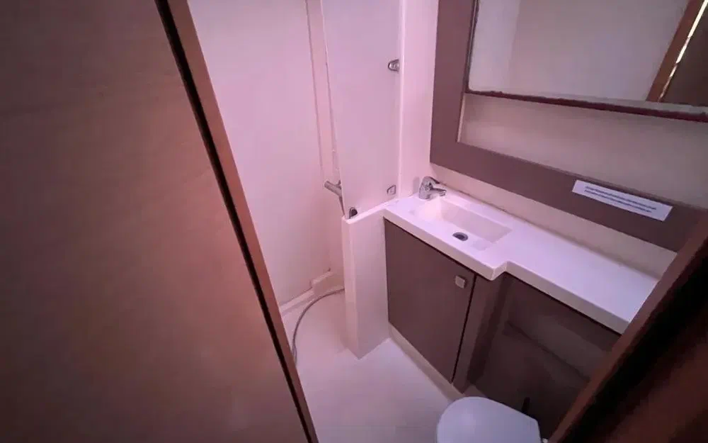 slider 35 Fountaine Pajot Saba 50