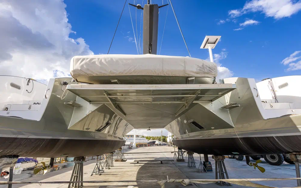 slider 12 Tag Yachting Tag 60