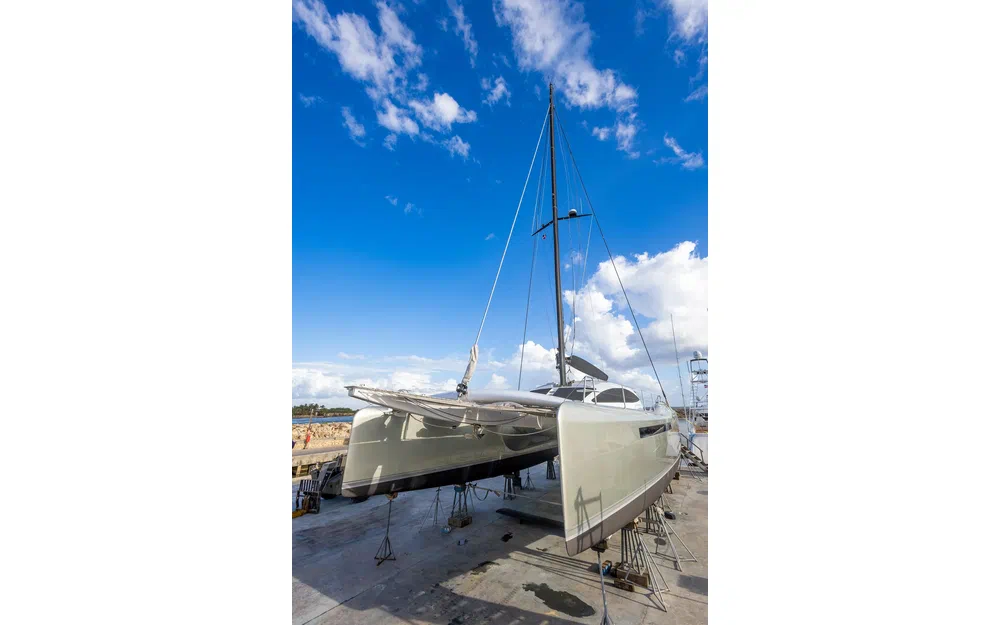 slider 13 Tag Yachting Tag 60