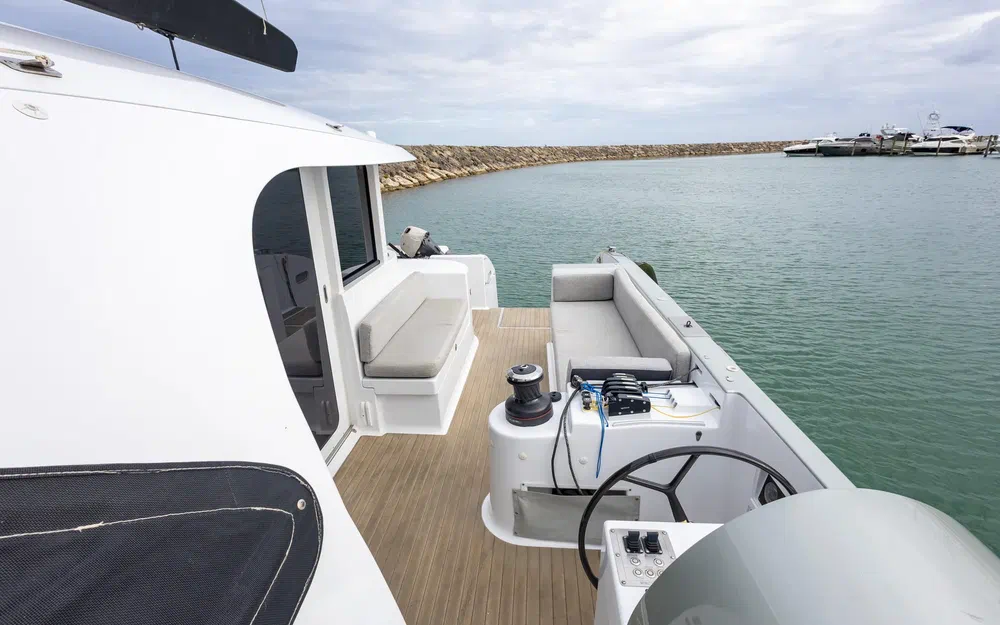 slider 16 Tag Yachting Tag 60