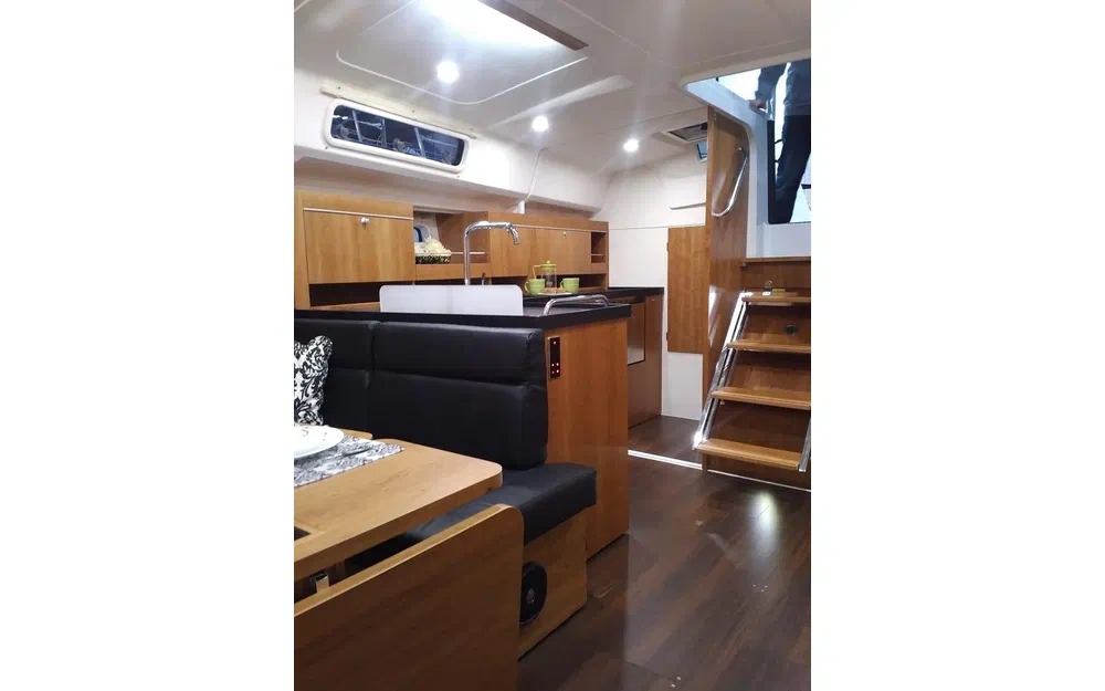 slider 11 Hanse 415