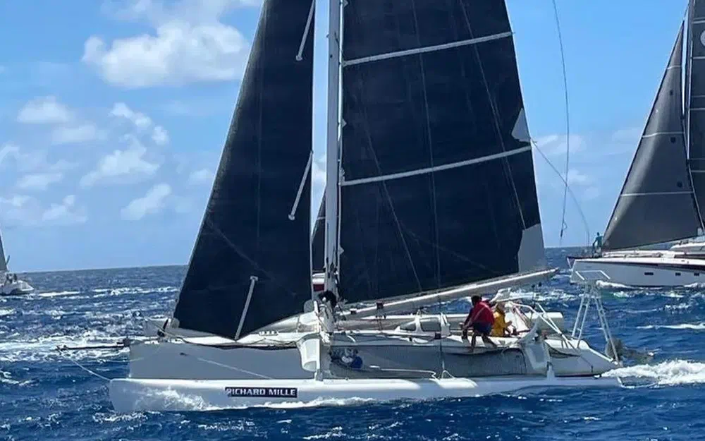 slider 4 Custom Trimaran